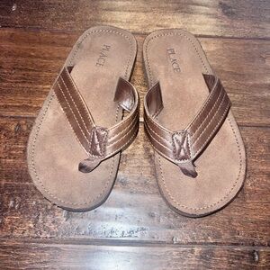 Children’s Place Boys Sandals Flip Flops size 1/2